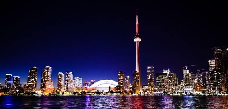 Precisa de visto para estudar no Canadá?